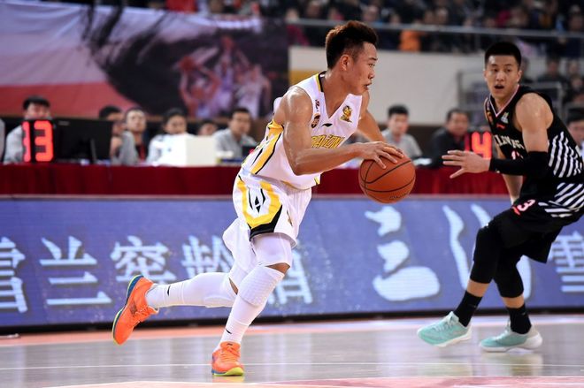 爱游戏欢迎页转折点深圳男篮官宣签约；欧篮联冲刺阶段攻防权衡；目标明确；团队化学反应显著的简单介绍