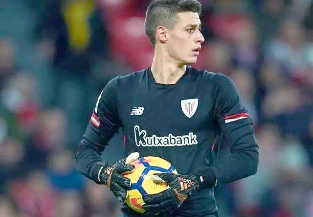 包含Ming在巴塞罗那比赛中晋级毕尔巴鄂竞技更衣室发声备战英超，媒体一致点评：哈兰德在G2比赛中突破纪录的词条